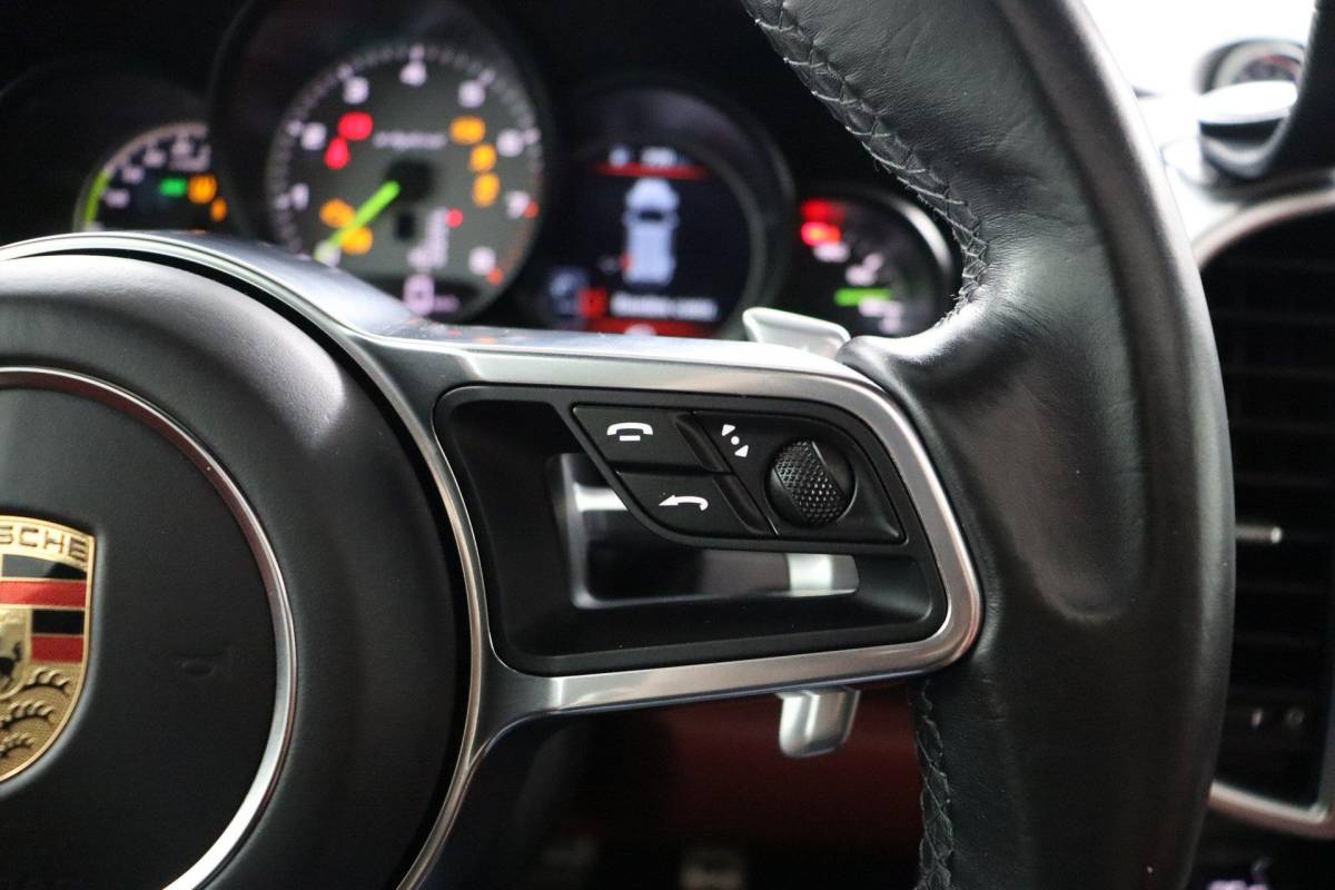 Porsche Cayenne Porsche Cayenne 3.0 S E-Hybrid Platinum Edition |NAP|1e eigenaar|SportChrono|Pano|Memory