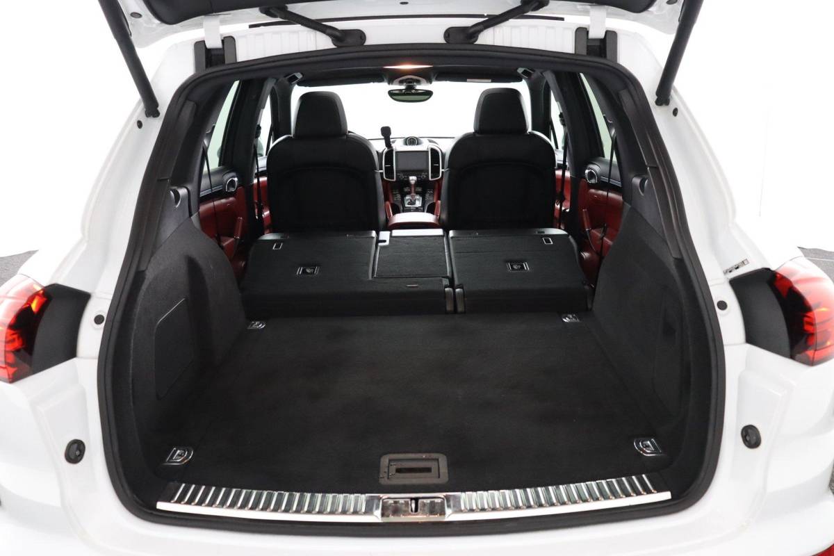 Porsche Cayenne Porsche Cayenne 3.0 S E-Hybrid Platinum Edition |NAP|1e eigenaar|SportChrono|Pano|Memory