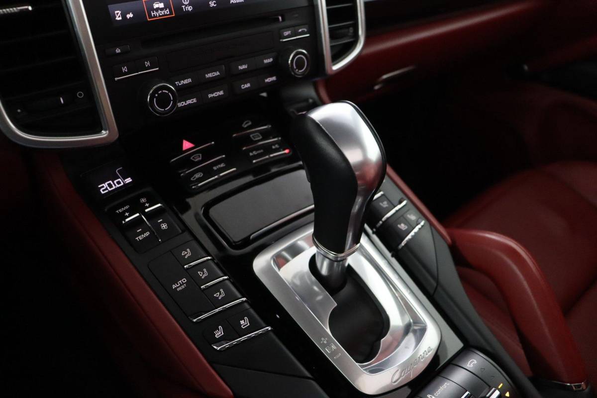 Porsche Cayenne Porsche Cayenne 3.0 S E-Hybrid Platinum Edition |NAP|1e eigenaar|SportChrono|Pano|Memory