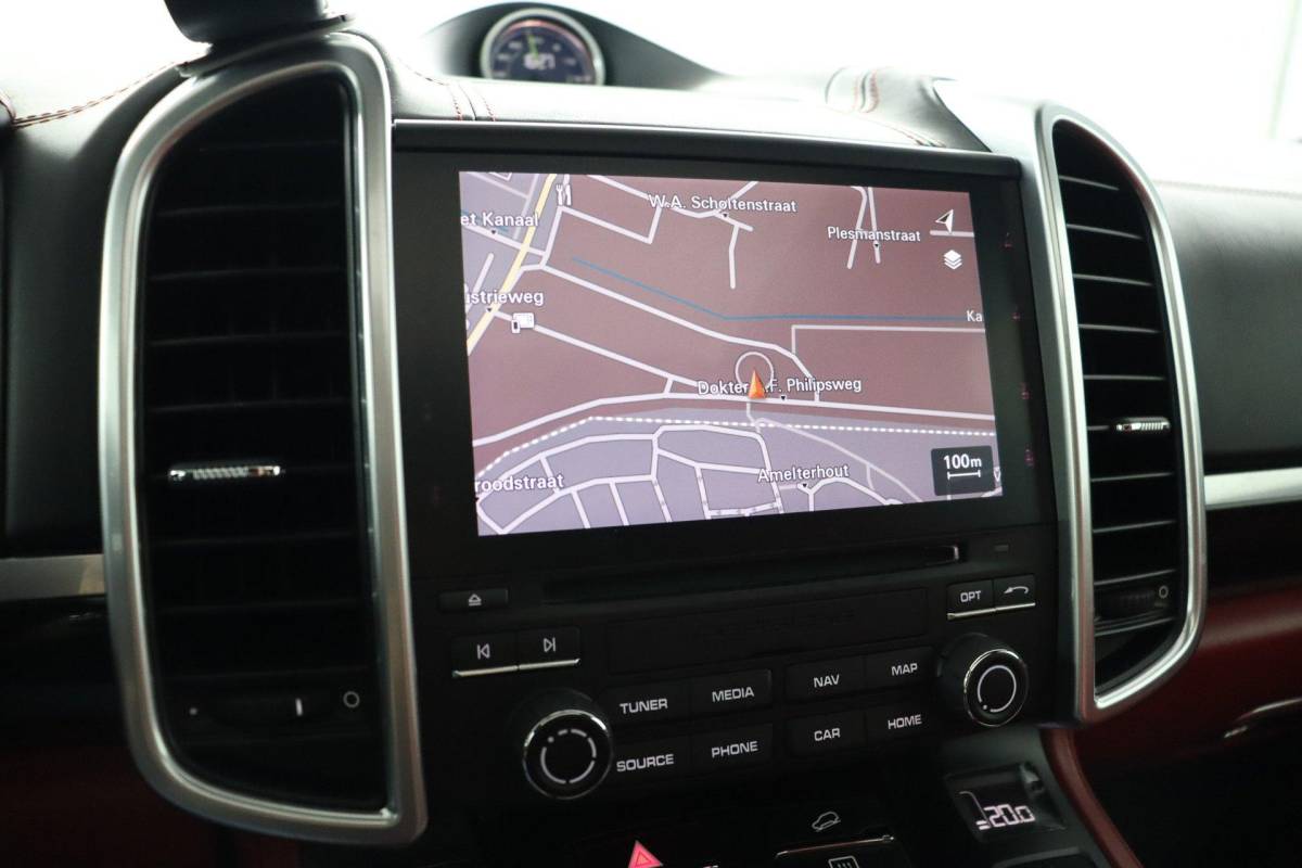 Porsche Cayenne Porsche Cayenne 3.0 S E-Hybrid Platinum Edition |NAP|1e eigenaar|SportChrono|Pano|Memory
