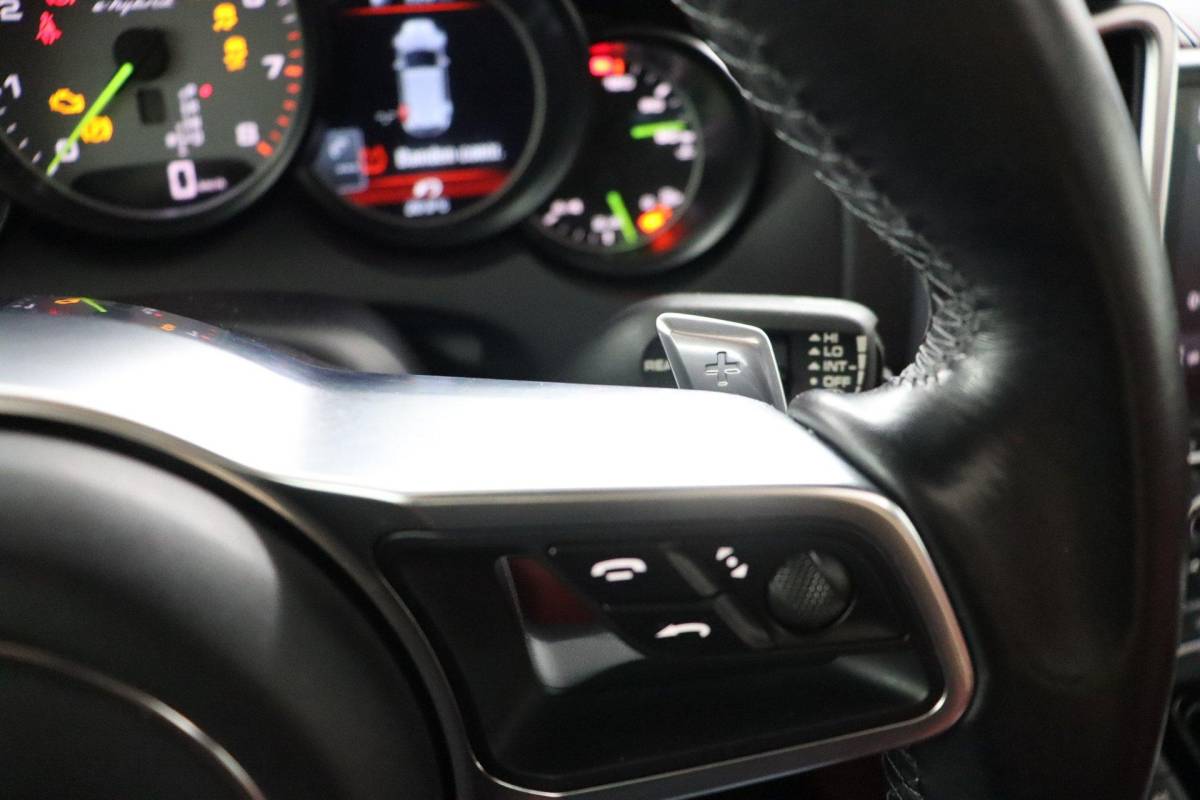Porsche Cayenne Porsche Cayenne 3.0 S E-Hybrid Platinum Edition |NAP|1e eigenaar|SportChrono|Pano|Memory