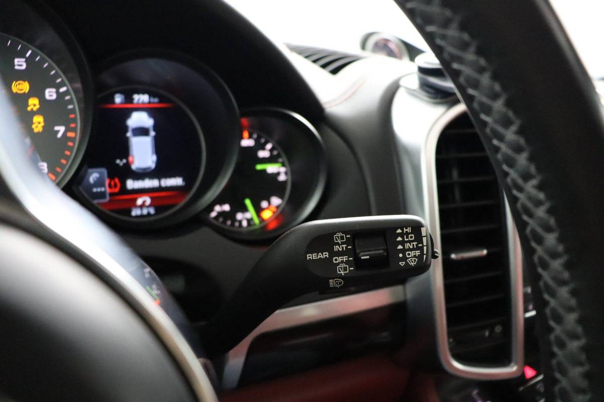 Porsche Cayenne Porsche Cayenne 3.0 S E-Hybrid Platinum Edition |NAP|1e eigenaar|SportChrono|Pano|Memory