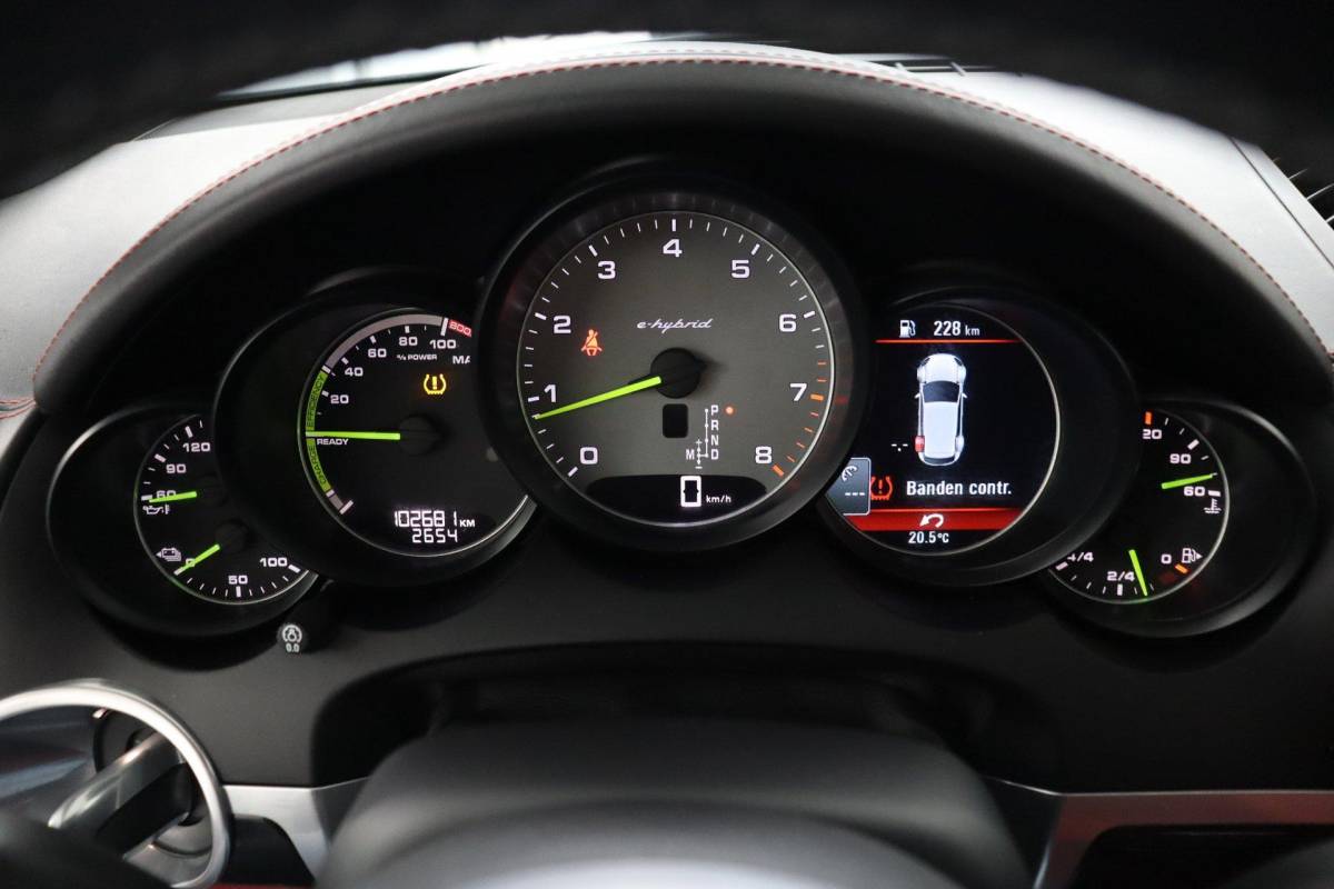 Porsche Cayenne Porsche Cayenne 3.0 S E-Hybrid Platinum Edition |NAP|1e eigenaar|SportChrono|Pano|Memory