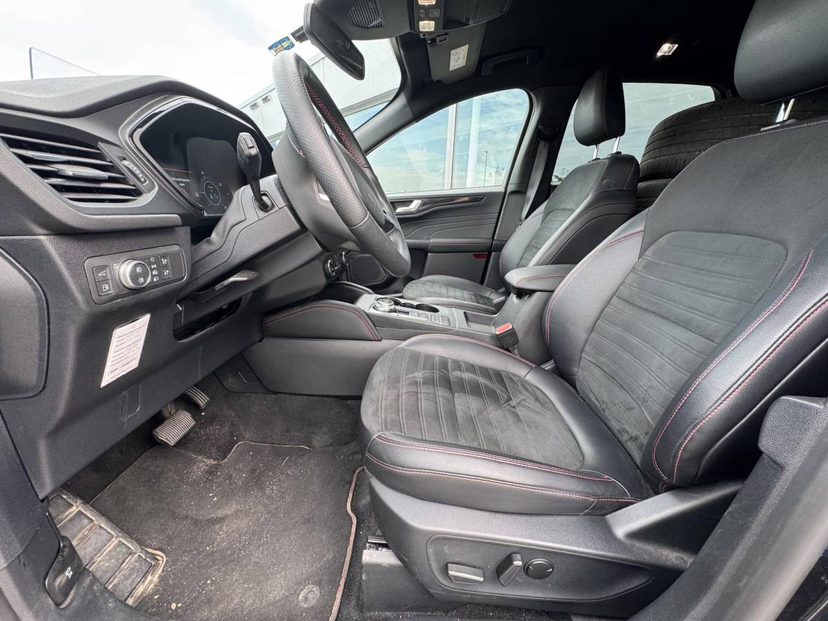 Ford Kuga Ford Kuga 2.5 PHEV ST-Line X 225pk | Driver Assistance Pack | Head up display | Winterpack | Elek. A-Klep | 1.500 Trekgewicht | Trekhaak |