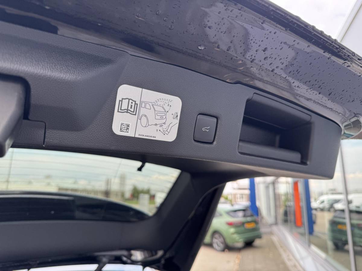 Ford Kuga Ford Kuga 2.5 PHEV ST-Line X 225pk | Driver Assistance Pack | Head up display | Winterpack | Elek. A-Klep | 1.500 Trekgewicht | Trekhaak |