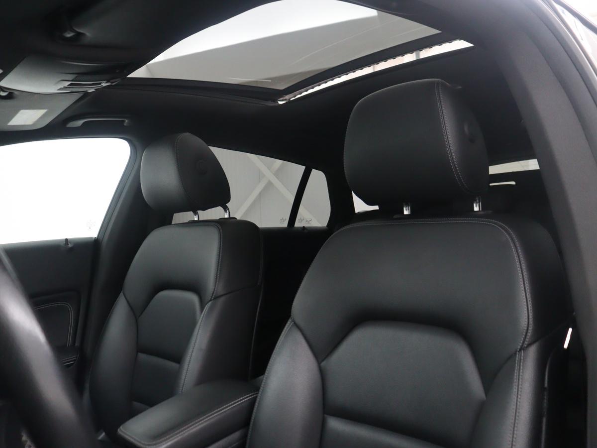 Mercedes-Benz CLA Mercedes-Benz CLA-klasse Shooting Brake 200 Ambition | Panoramadak | Cruise control |  Dodehoek detectie | Leder | Stoelverwarming | Park assist | Climate control | Navigatie | Bluetooth