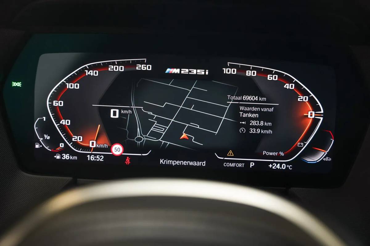 BMW 2 Serie BMW 2-serie Gran Coupe M235i xDrive High Executive Aut. [ Panorama Leder ACC Harman/Kardon Stuur-&Stoelverwarming]