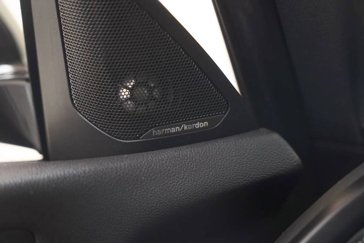 BMW 2 Serie BMW 2-serie Gran Coupe M235i xDrive High Executive Aut. [ Panorama Leder ACC Harman/Kardon Stuur-&Stoelverwarming]
