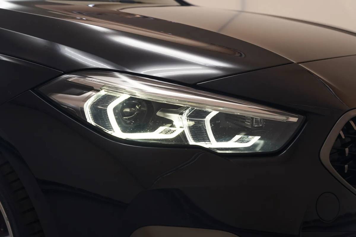 BMW 2 Serie BMW 2-serie Gran Coupe M235i xDrive High Executive Aut. [ Panorama Leder ACC Harman/Kardon Stuur-&Stoelverwarming]