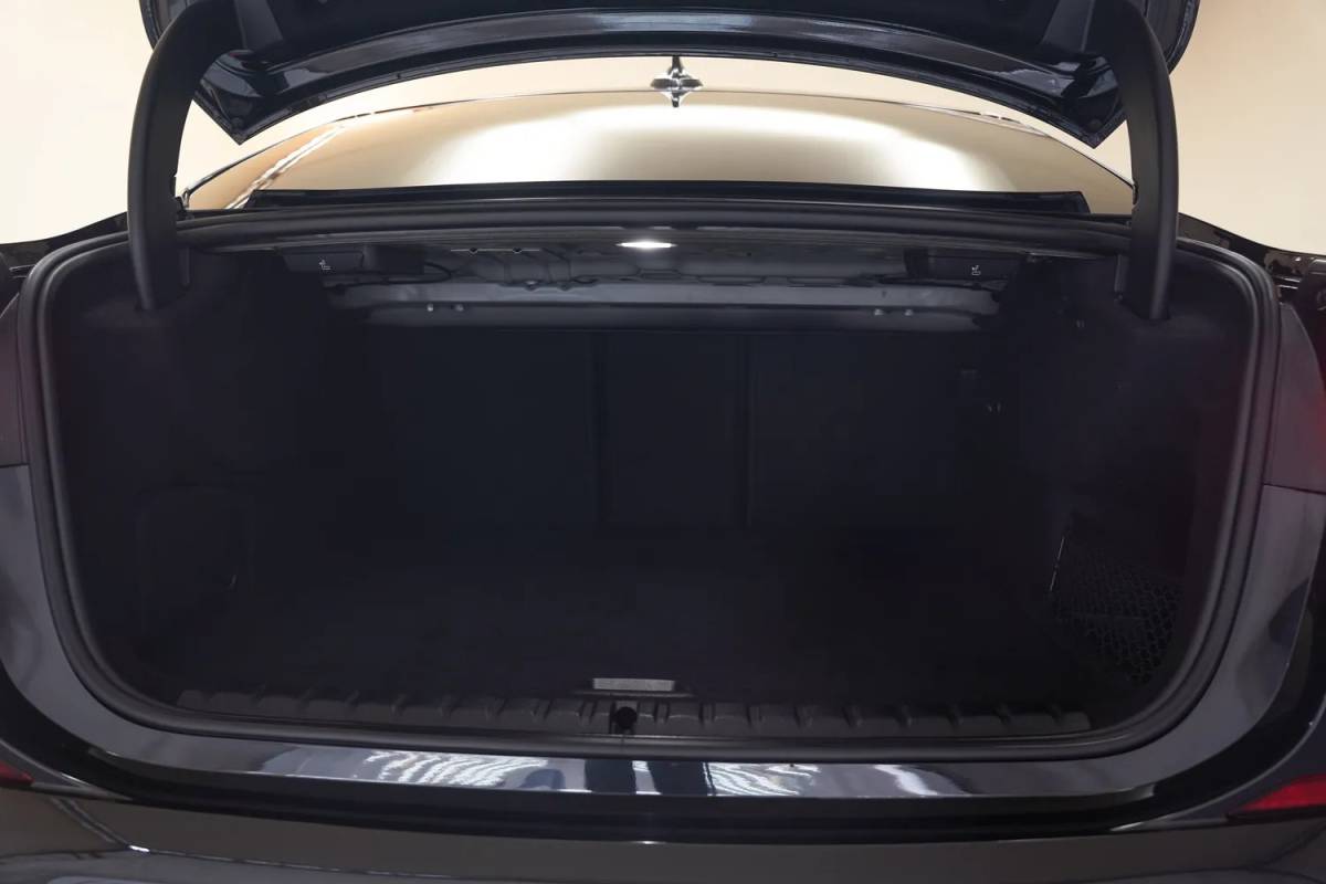 BMW 2 Serie BMW 2-serie Gran Coupe M235i xDrive High Executive Aut. [ Panorama Leder ACC Harman/Kardon Stuur-&Stoelverwarming]