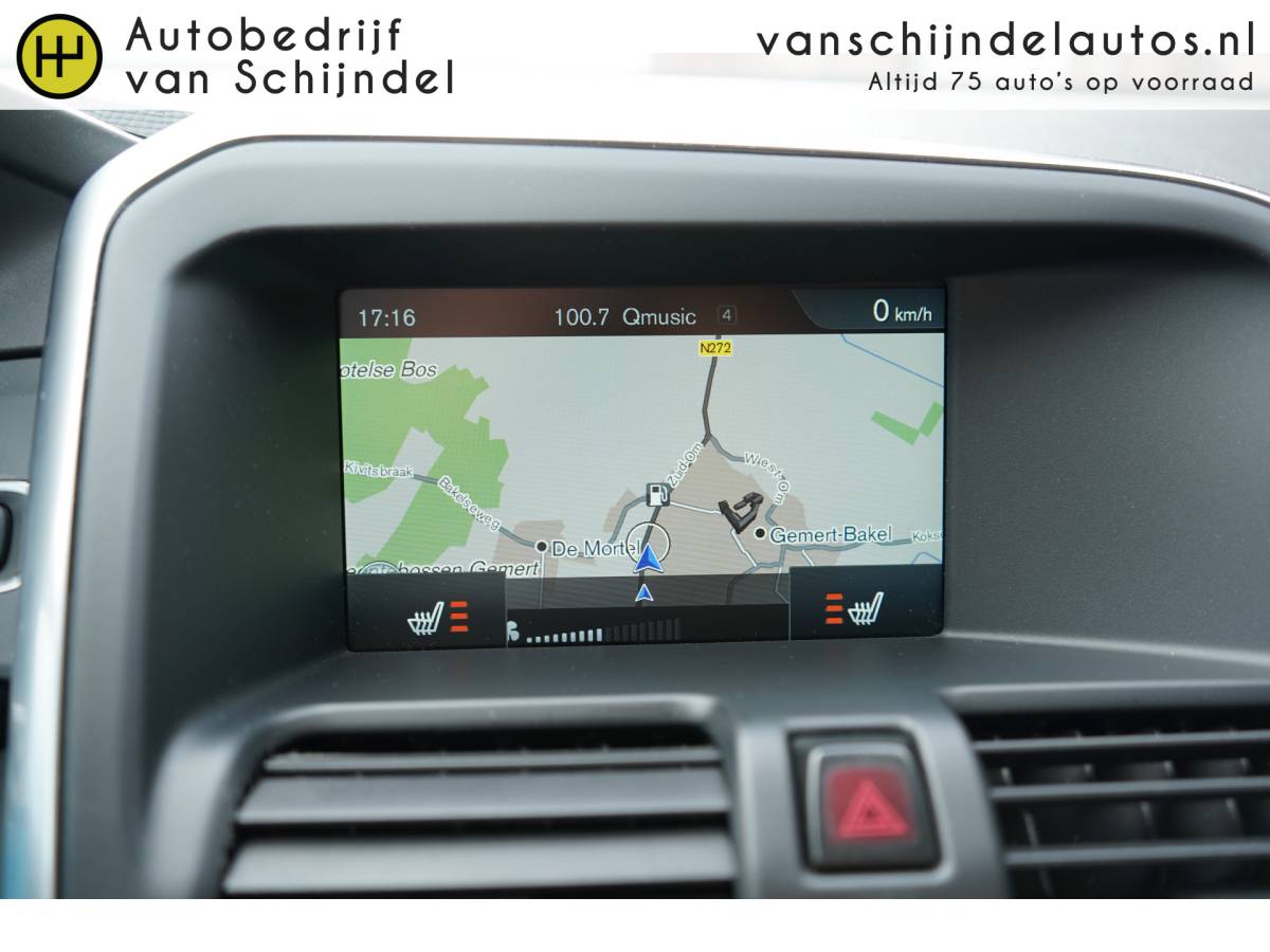 Volvo XC60 Volvo XC60 2.0 D4 191PK FWD MOMENTUM CAMERA TREKHAAK STOELVERWARMING NAVIGATIE 1/2 LEDER CLIMA CRUISE BLUETOOTH PDC V+A LMV ELECTR.KLEP XENON ENZ…