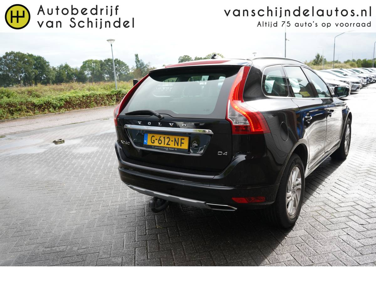 Volvo XC60 Volvo XC60 2.0 D4 191PK FWD MOMENTUM CAMERA TREKHAAK STOELVERWARMING NAVIGATIE 1/2 LEDER CLIMA CRUISE BLUETOOTH PDC V+A LMV ELECTR.KLEP XENON ENZ…