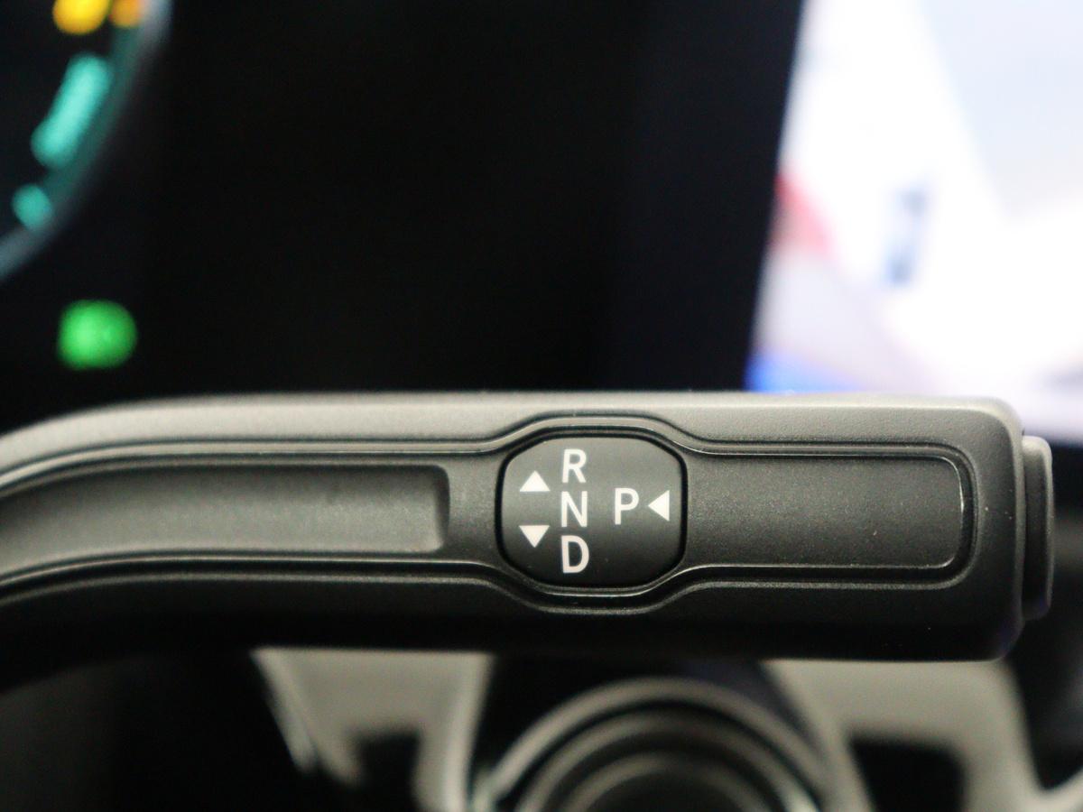 Mercedes-Benz A-Klasse Mercedes-Benz A-klasse 250 e Business Solution AMG Limited | SOH 94,5% | Leder/alcantara | Cruise control | Stoelverwarming | Navigatie | Bluetooth | Sfeerverlichting | Camera | Park assist