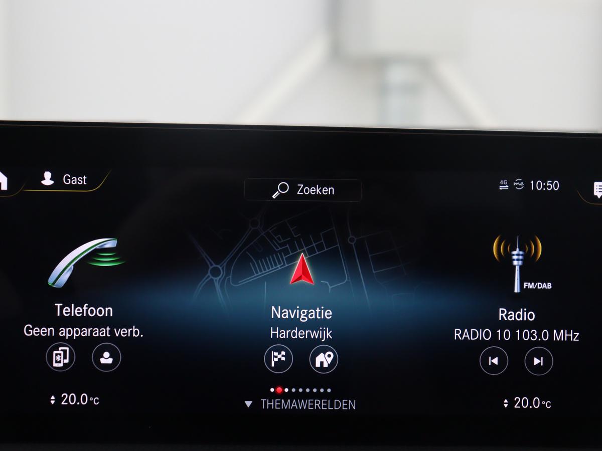 Mercedes-Benz A-Klasse Mercedes-Benz A-klasse 250 e Business Solution AMG Limited | SOH 94,5% | Leder/alcantara | Cruise control | Stoelverwarming | Navigatie | Bluetooth | Sfeerverlichting | Camera | Park assist