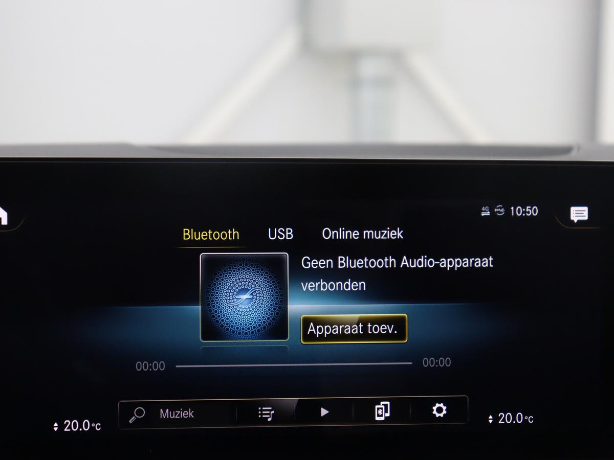 Mercedes-Benz A-Klasse Mercedes-Benz A-klasse 250 e Business Solution AMG Limited | SOH 94,5% | Leder/alcantara | Cruise control | Stoelverwarming | Navigatie | Bluetooth | Sfeerverlichting | Camera | Park assist