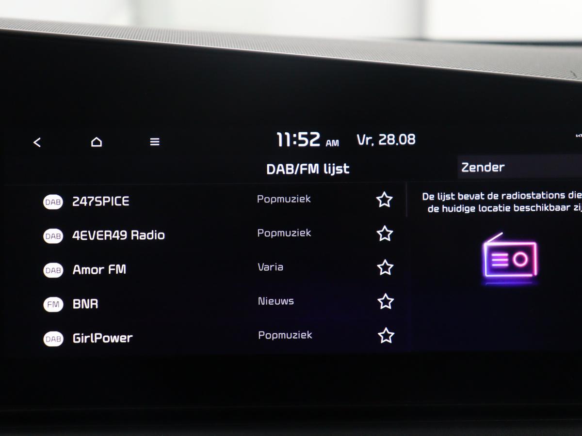Kia Niro EV Kia Niro EV DynamicPlusLine 64.8 kWh | SOH 94,8% | Panoramadak | Leder |  Cruise control | Head-up | Dodehoek detectie | Stuur/stoelverwarming | Camera | Park assist | Climate control | Carplay | Elektrische achterklep