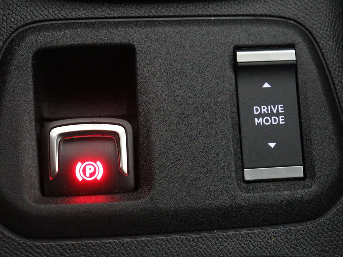 Opel Corsa-e Opel Corsa-e Level 3 50 kWh | SOH 94,9% | Half leder | Cruise control |  Lane assist | Park assist | Stoelverwarming | Climate control | Carplay | Navigatie