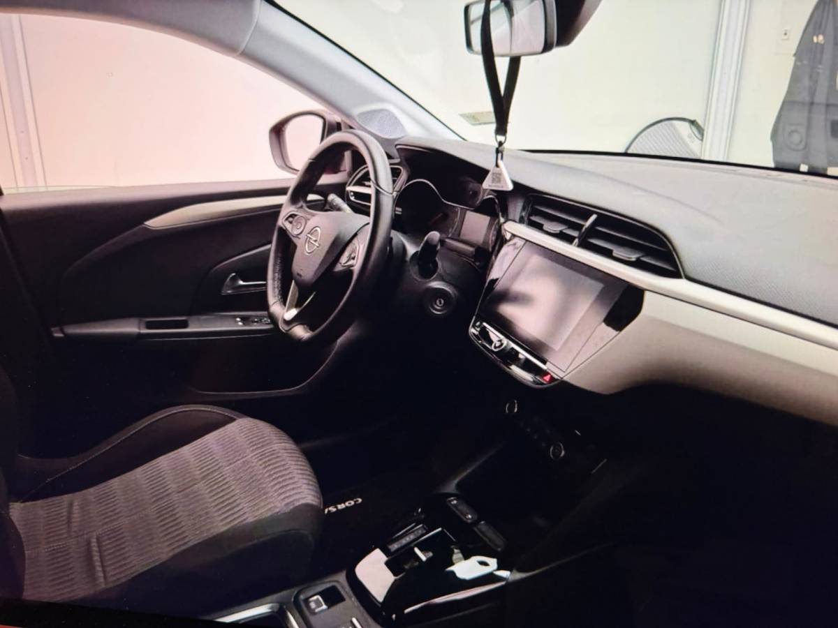 Opel Corsa Opel Corsa BWJ 2022 1.2 101 PK  Edition AUTOMAAT | KOMT BINNEN !!