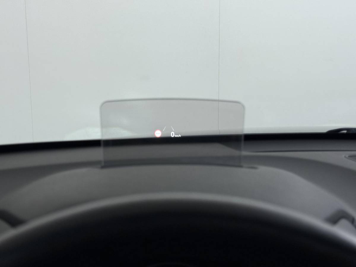 Hyundai Kona Hyundai Kona EV Premium 64 kWh SOH 94% | ORIGINEEL NL AUTO | 3-FASE LADEN | WARMTEPOMP| SCHUIFDAK | LEREN BEKLEDING | STOEL- + STUURERWARMING | KRELL PREMIUM AUDIO | HEAD-UP DISPLAY | STOELVENTILATIE | AFNEEMBARE TREKHAAK | CAMERA | ACHTERBANKVERWARMING | ALL-SEASON BANDEN | HYUNDAI DEALER ONDERHOUDEN | 12 MND. BOVAG GARANTIE