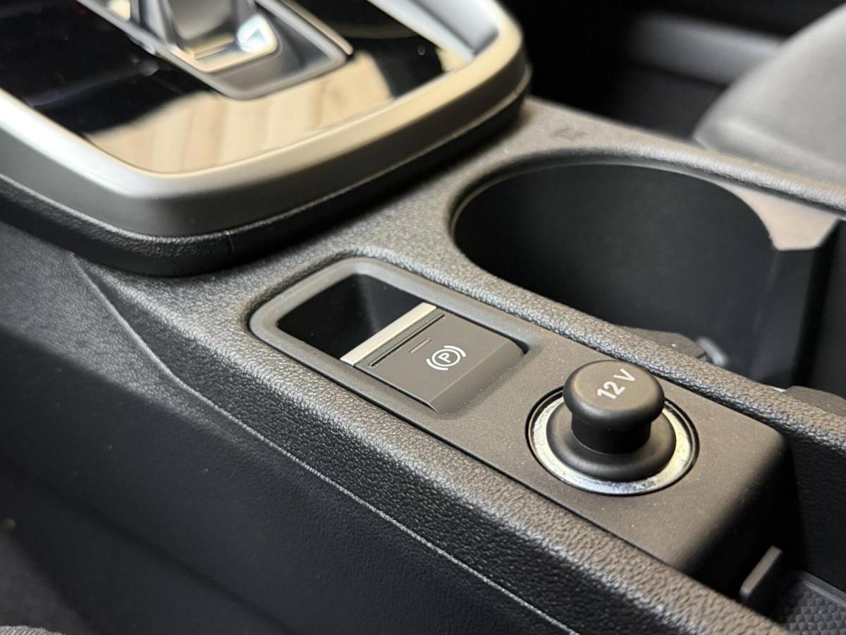 Audi A3 Audi A3 Sportback 30 TFSI Pro Line Automaat Apple CarPlay/Android Auto | Cruise control & climate control | DAB ontvanger | LED koplampen | Cruise control & climate control | Lane assist | Lichtmetalen velgen