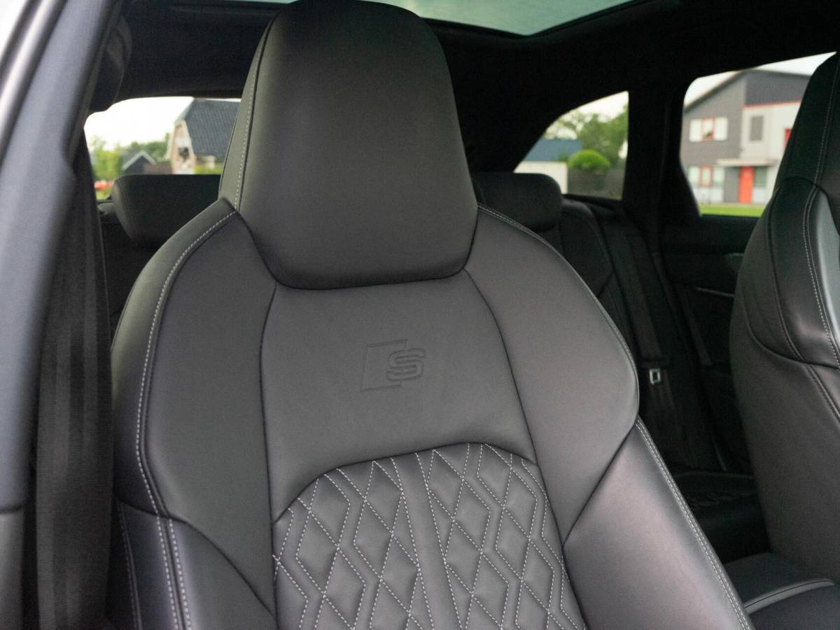 Audi A6 Audi A6 Avant 55 TFSI e quattro Competition|Panoramadak|B&O|Camera 360°|Diamond Stitching|Trekhaak|Head up|Stuurverw.|Keyless|Sportstoelen
