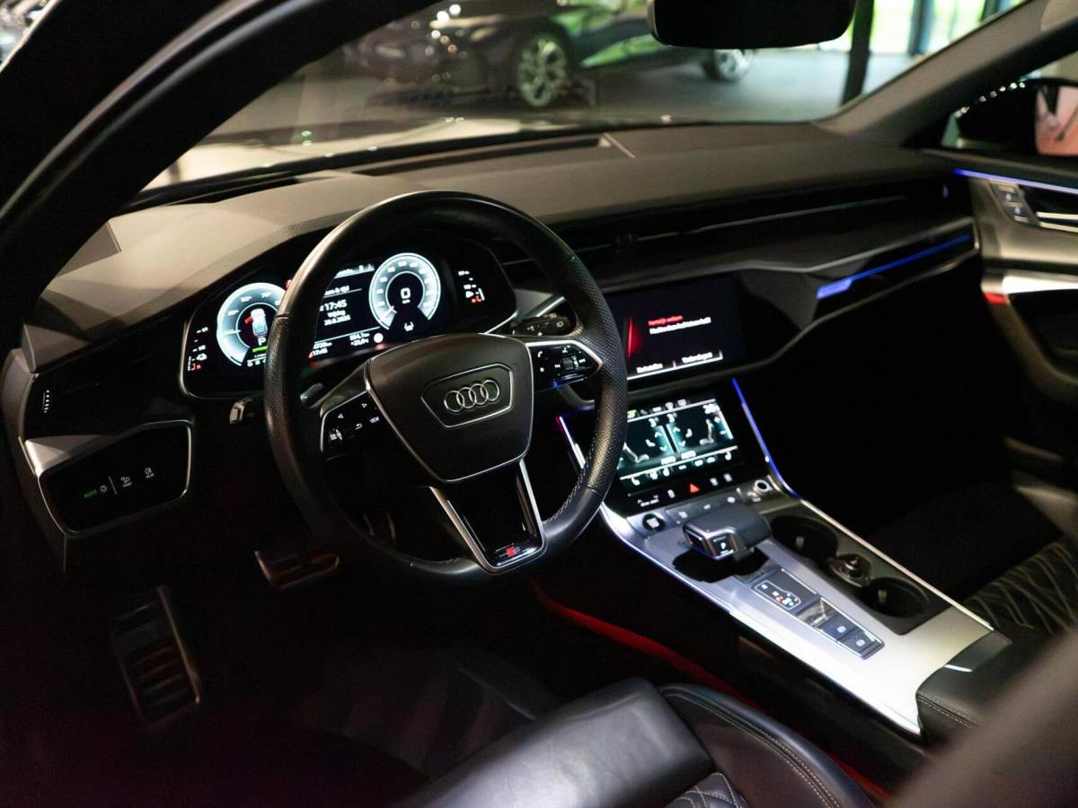 Audi A6 Audi A6 Avant 55 TFSI e quattro Competition|Panoramadak|B&O|Camera 360°|Diamond Stitching|Trekhaak|Head up|Stuurverw.|Keyless|Sportstoelen
