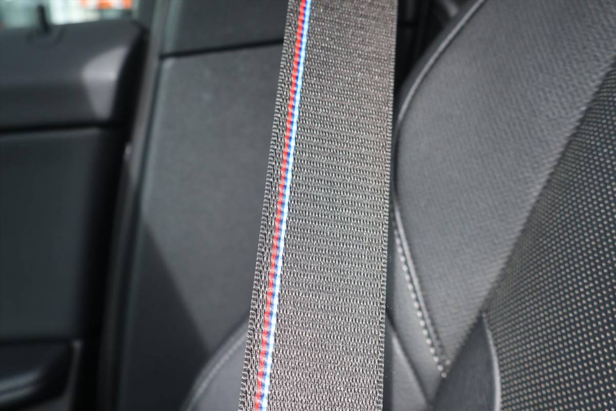 BMW 1 Serie BMW 1-Serie (f40) 118i M-Sport | Pano | Shadow | Leder | Harman/kardon | Camera | Stuur/Stoelverwarming |