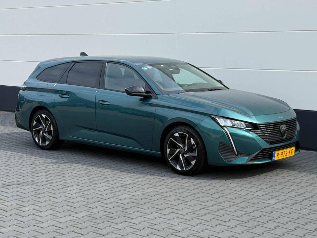 Peugeot 308 Peugeot 308 SW 1.2 PureTech 130pk Allure Pack Business | Carplay | 360 Camera | Stoelverwarming | Trekhaak