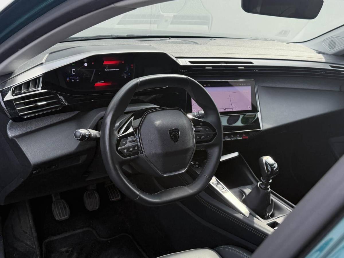 Peugeot 308 Peugeot 308 SW 1.2 PureTech 130pk Allure Pack Business | Carplay | 360 Camera | Stoelverwarming | Trekhaak