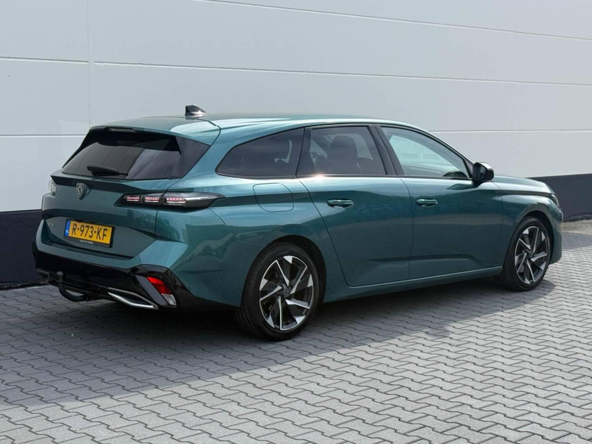Peugeot 308 Peugeot 308 SW 1.2 PureTech 130pk Allure Pack Business | Carplay | 360 Camera | Stoelverwarming | Trekhaak