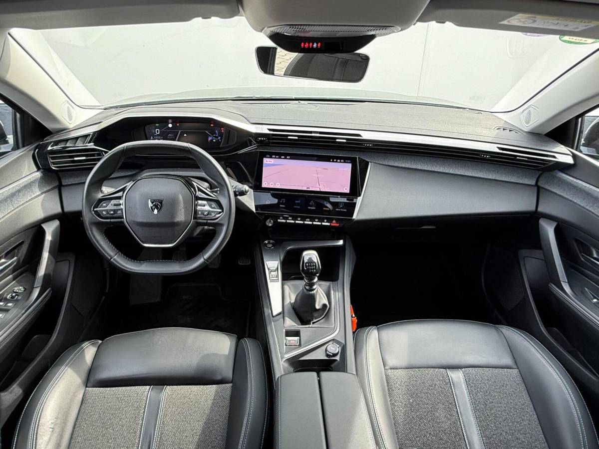 Peugeot 308 Peugeot 308 SW 1.2 PureTech 130pk Allure Pack Business | Carplay | 360 Camera | Stoelverwarming | Trekhaak