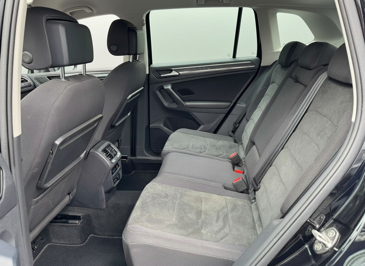 Volkswagen Tiguan Volkswagen Tiguan 1.5 TSI ACT 150PK DSG HIGHLINE VIRTUAL/ACC/NAVI/ALCANTARA
