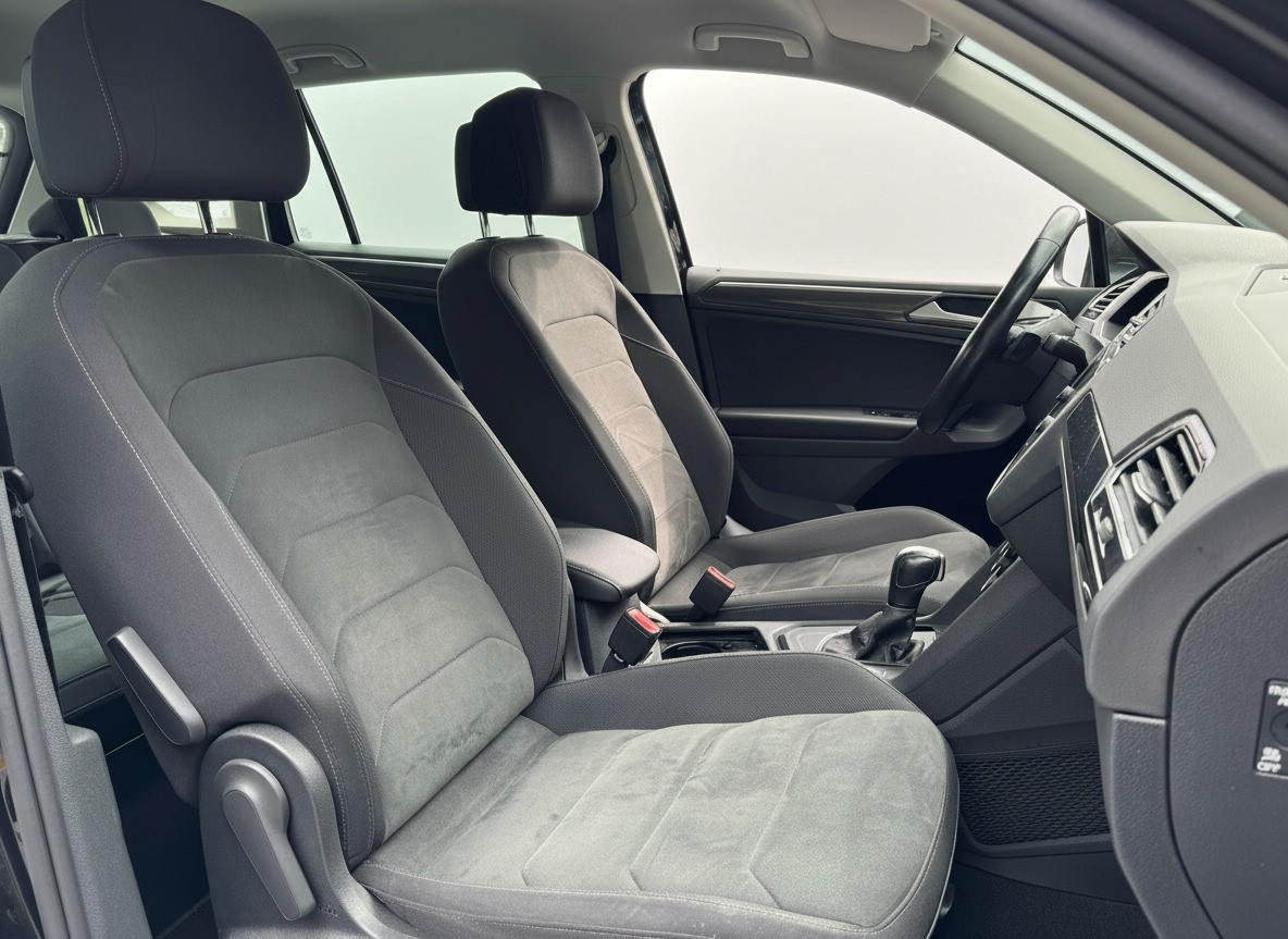 Volkswagen Tiguan Volkswagen Tiguan 1.5 TSI ACT 150PK DSG HIGHLINE VIRTUAL/ACC/NAVI/ALCANTARA