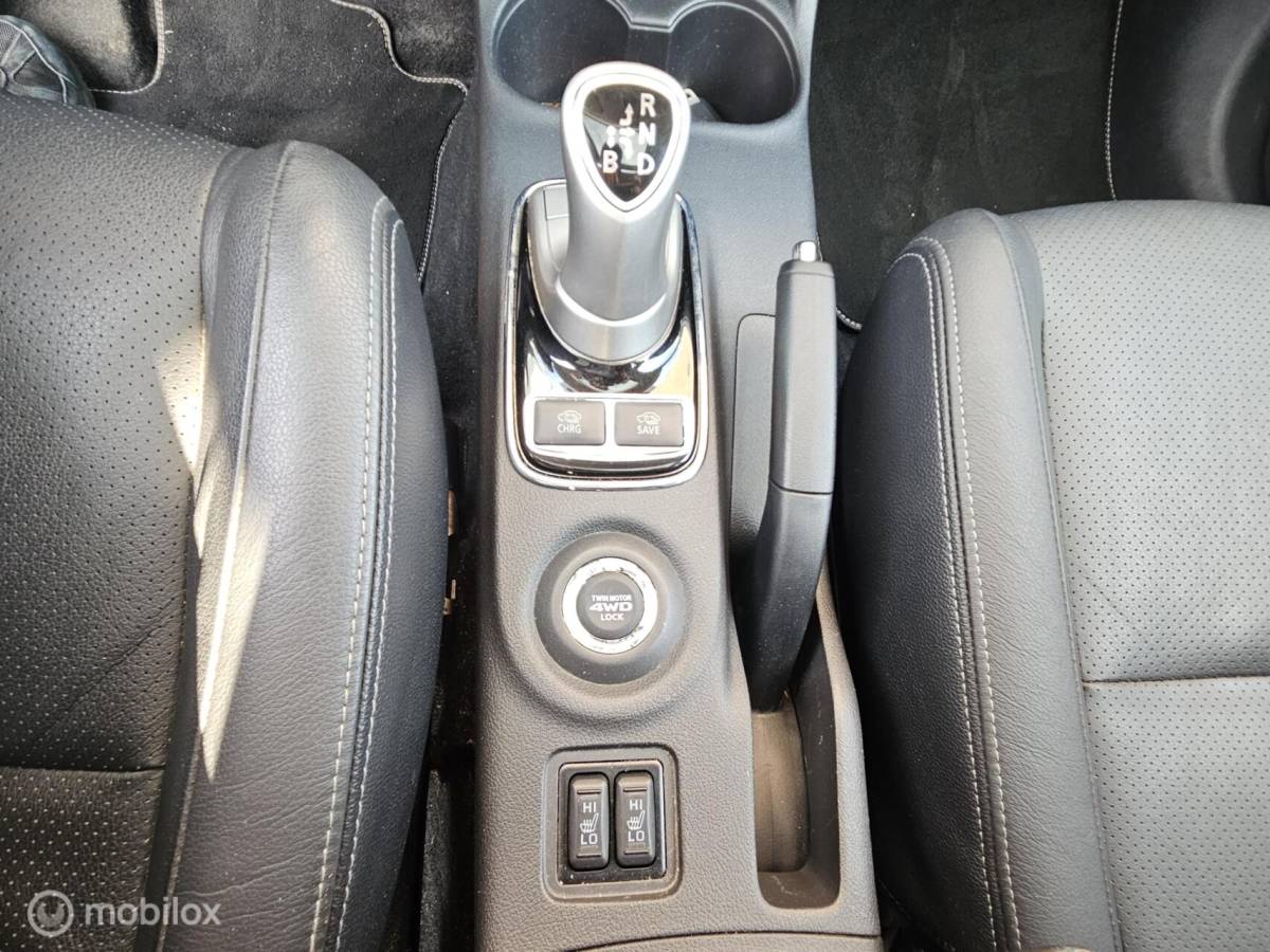 Mitsubishi Outlander Mitsubishi Outlander 2.0 PHEV Instyle leer/Navi/Pano/cruise