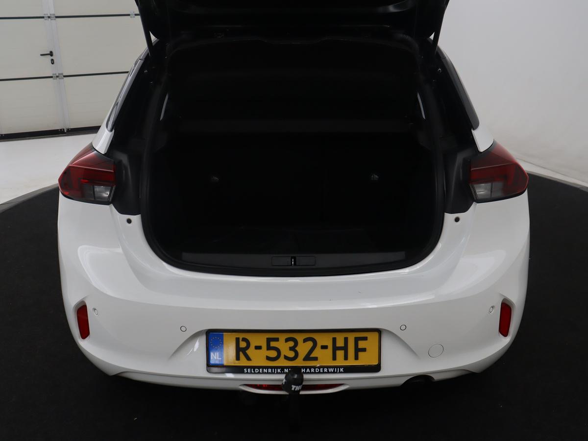 Opel Corsa Opel Corsa 1.2 Elegance | Half leder | Cruise control | Dodehoek detectie | Stuur/stoel verwarming | Climate control | Navigatie | CarPlay | Camera | Park assist | Trekhaak