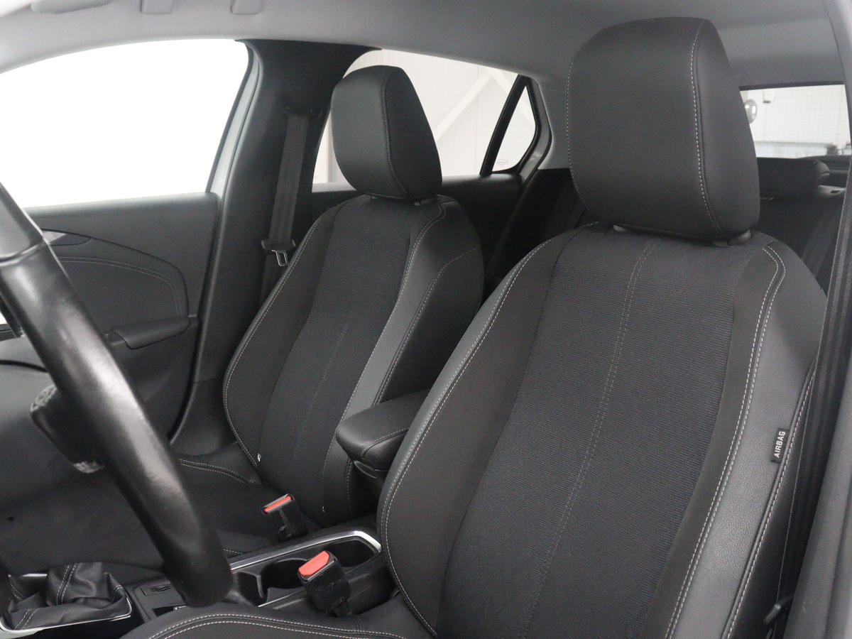 Opel Corsa Opel Corsa 1.2 Elegance | Half leder | Cruise control | Dodehoek detectie | Stuur/stoel verwarming | Climate control | Navigatie | CarPlay | Camera | Park assist | Trekhaak