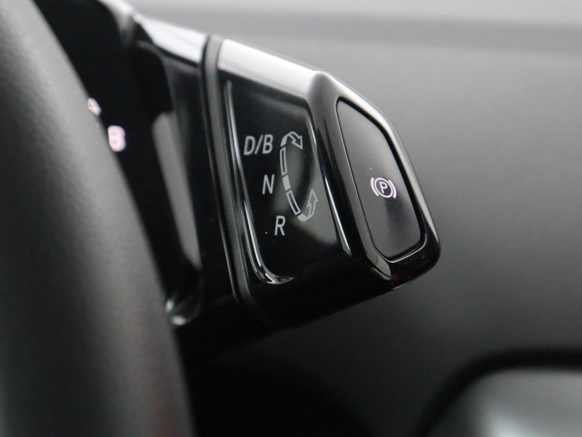 Volkswagen ID.4 Volkswagen ID.4 Pro 77kWh | SOH 93,8% | Adaptive cruise | Lane assist | Park assist | Climate control | Navigatie | CarPlay | Sfeerverlichting | Trekhaak