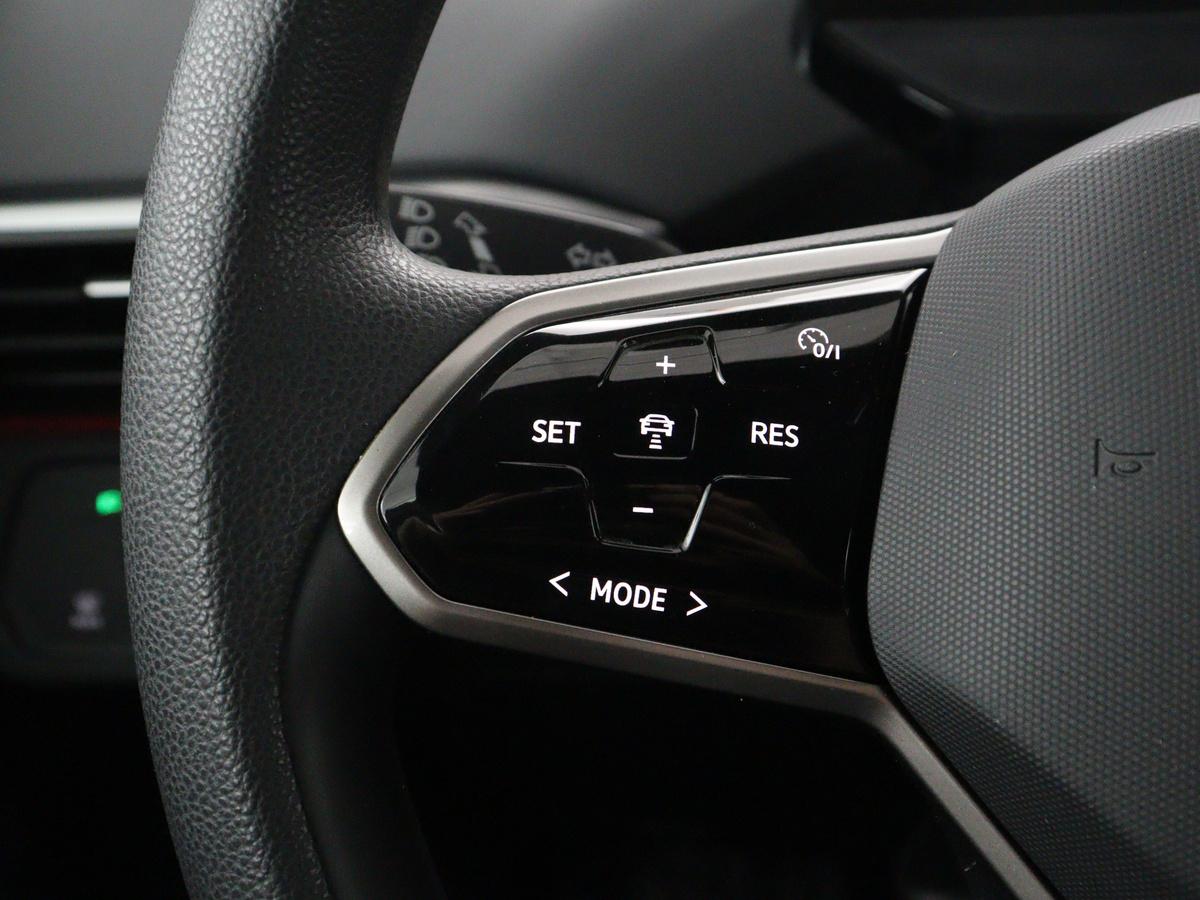 Volkswagen ID.4 Volkswagen ID.4 Pro 77kWh | SOH 93,8% | Adaptive cruise | Lane assist | Park assist | Climate control | Navigatie | CarPlay | Sfeerverlichting | Trekhaak