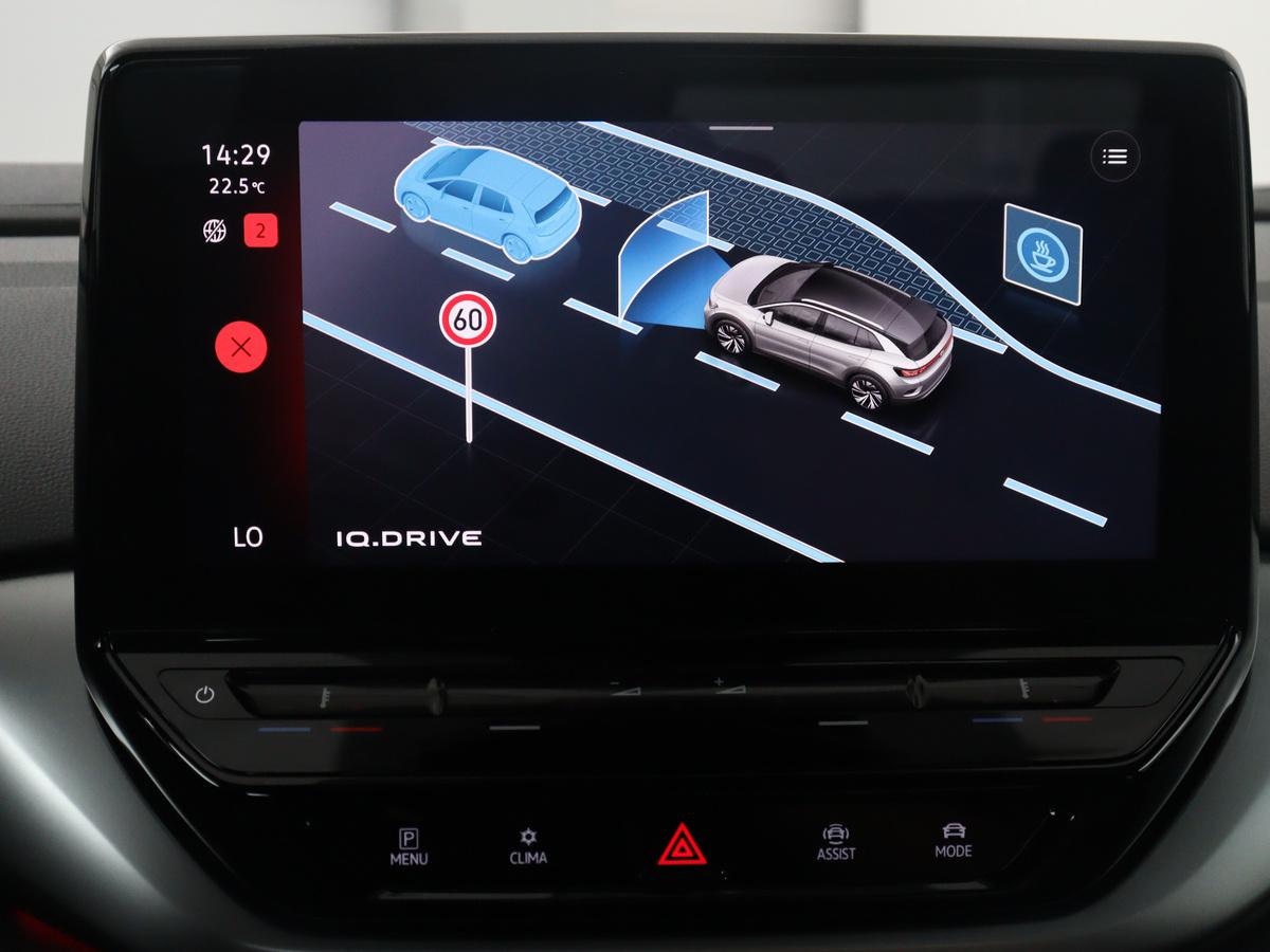 Volkswagen ID.4 Volkswagen ID.4 Pro 77kWh | SOH 93,8% | Adaptive cruise | Lane assist | Park assist | Climate control | Navigatie | CarPlay | Sfeerverlichting | Trekhaak