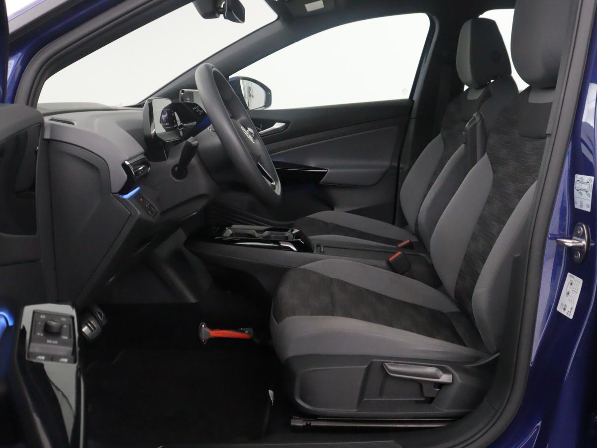 Volkswagen ID.4 Volkswagen ID.4 Pro 77kWh | SOH 93,8% | Adaptive cruise | Lane assist | Park assist | Climate control | Navigatie | CarPlay | Sfeerverlichting | Trekhaak