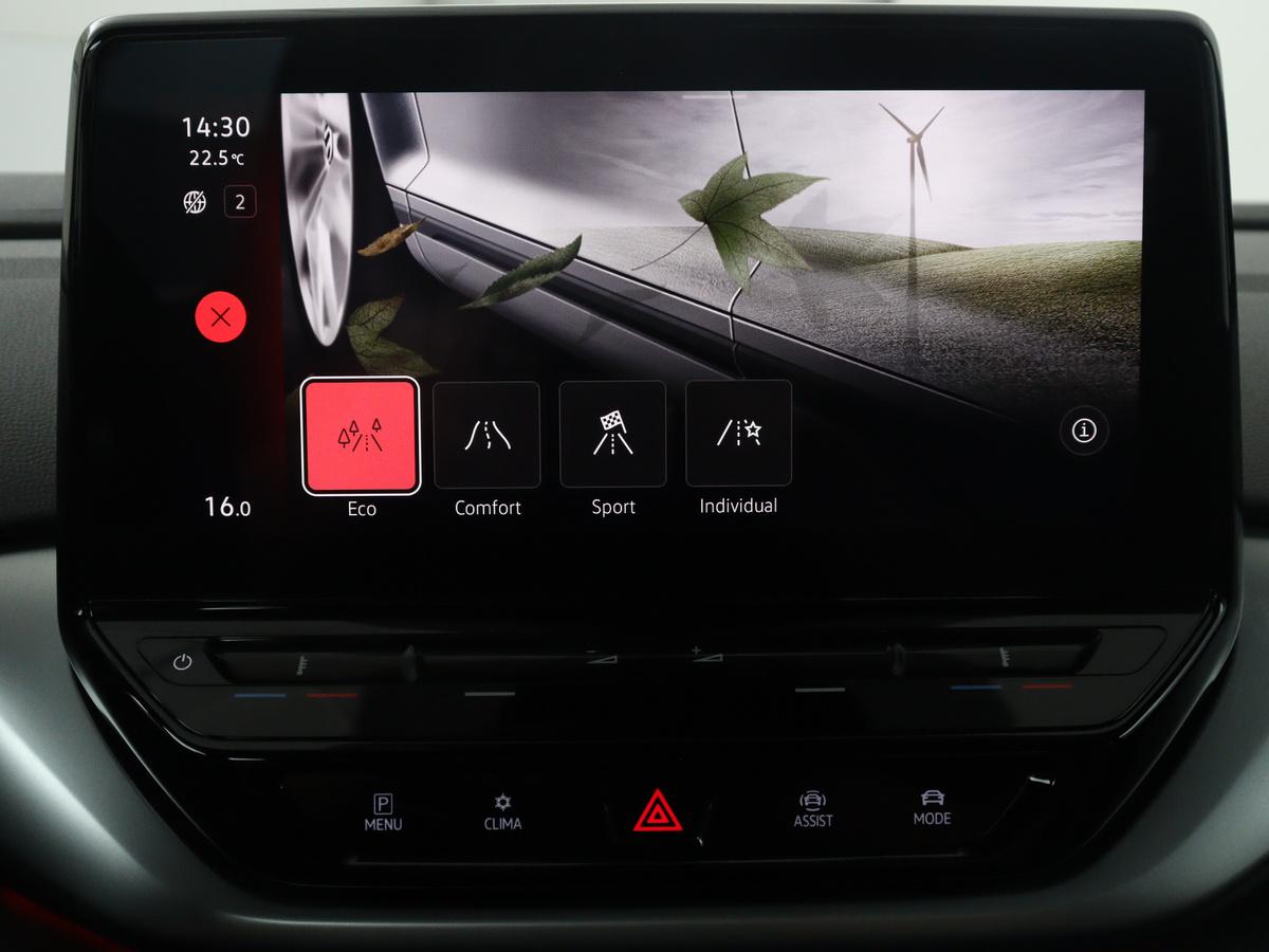 Volkswagen ID.4 Volkswagen ID.4 Pro 77kWh | SOH 93,8% | Adaptive cruise | Lane assist | Park assist | Climate control | Navigatie | CarPlay | Sfeerverlichting | Trekhaak