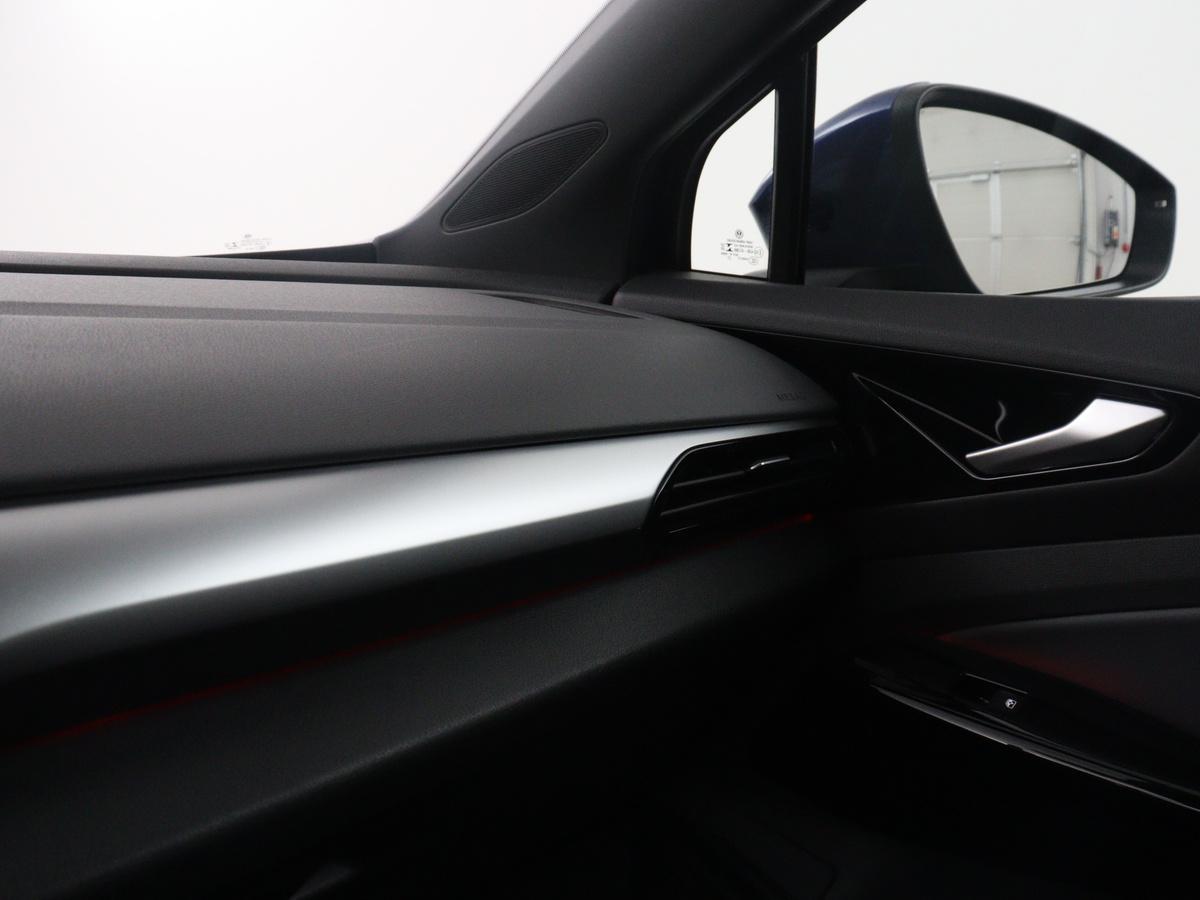 Volkswagen ID.4 Volkswagen ID.4 Pro 77kWh | SOH 93,8% | Adaptive cruise | Lane assist | Park assist | Climate control | Navigatie | CarPlay | Sfeerverlichting | Trekhaak