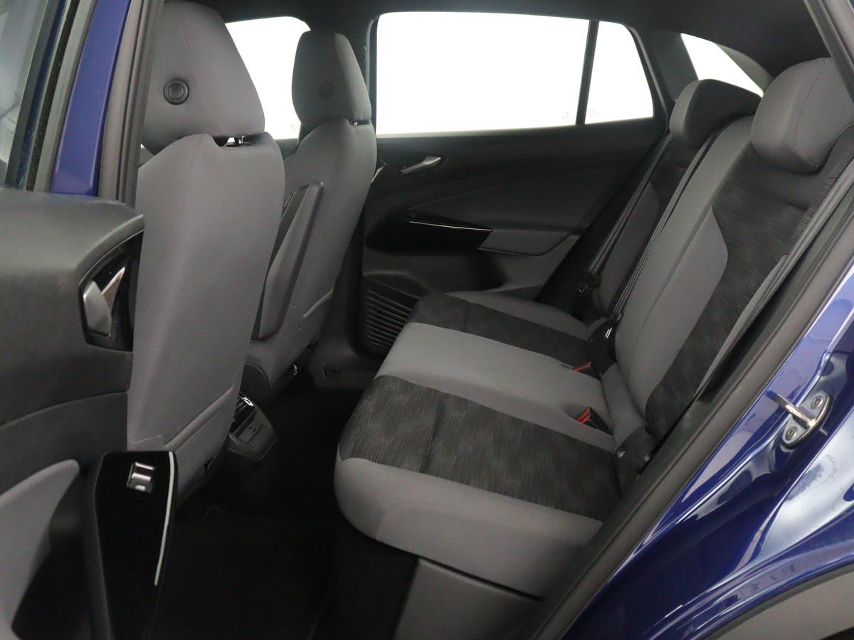Volkswagen ID.4 Volkswagen ID.4 Pro 77kWh | SOH 93,8% | Adaptive cruise | Lane assist | Park assist | Climate control | Navigatie | CarPlay | Sfeerverlichting | Trekhaak