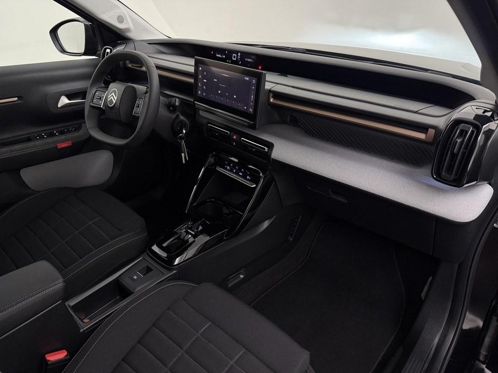 Citroën C3 Aircross Citroen C3 Aircross 1.2 Hybrid automaat 145pk Plus Camera/4S.Banden/ Ecc/CarPlay/Comfortstoelen