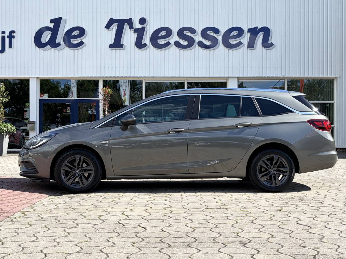 Opel Astra Opel Astra Sports Tourer 1.0 Turbo 120 Jaar Edition | Camera | Navi | Cruise | Rijklaar met beurt & garantie!