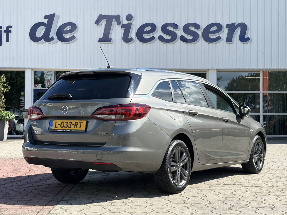 Opel Astra Opel Astra Sports Tourer 1.0 Turbo 120 Jaar Edition | Camera | Navi | Cruise | Rijklaar met beurt & garantie!