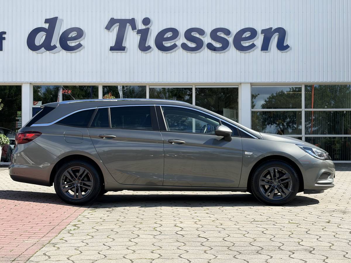 Opel Astra Opel Astra Sports Tourer 1.0 Turbo 120 Jaar Edition | Camera | Navi | Cruise | Rijklaar met beurt & garantie!