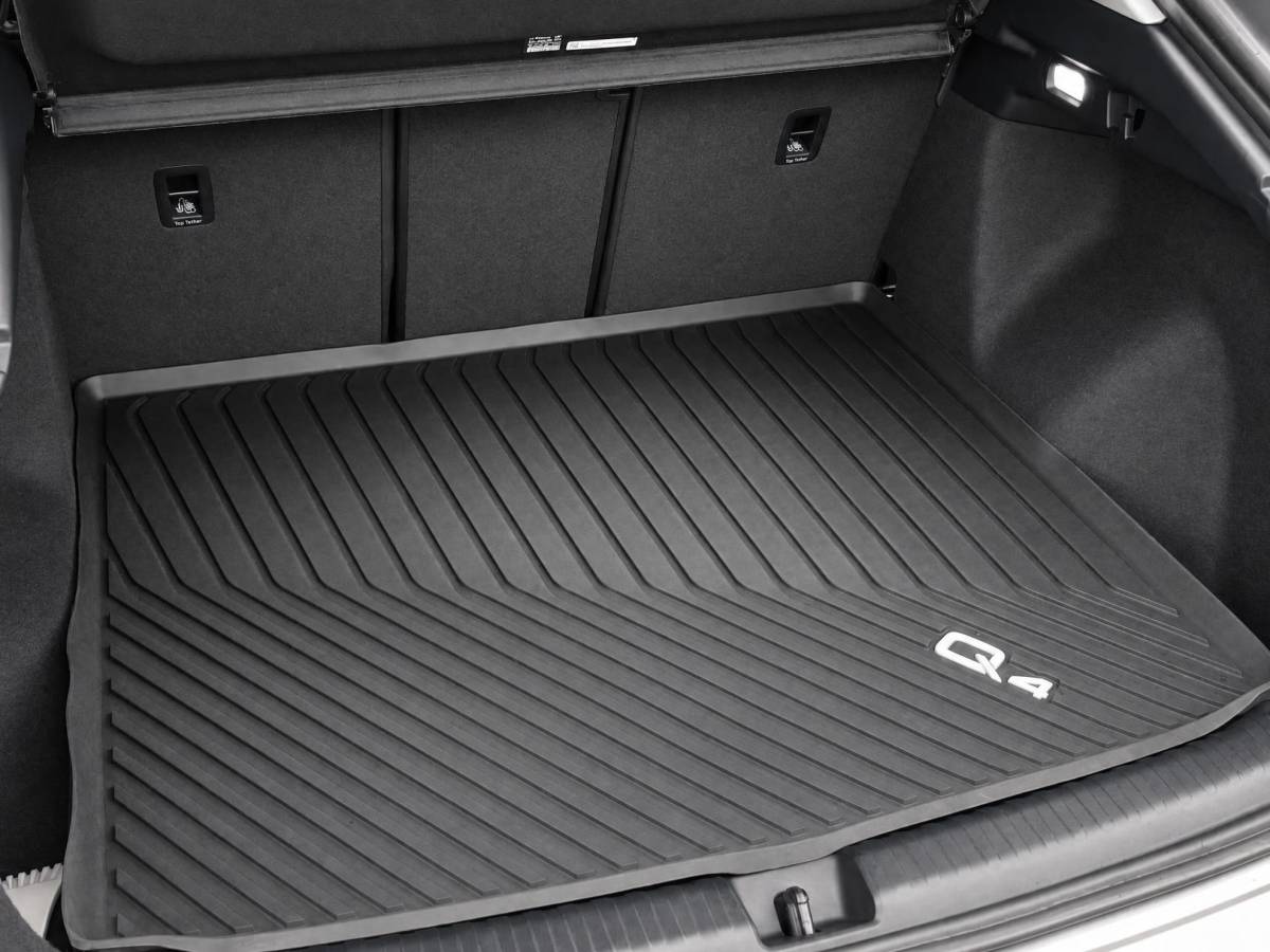 Audi Q4 Sportback e-tron Audi Q4 Sportback e-tron 35 Launch edition 55 kWh 125kW/170PK · Panoramadak · Leder · Stoelverwarming · Apple/Android Car Play · Garantie t/m 17-10-2026 of 100000km.