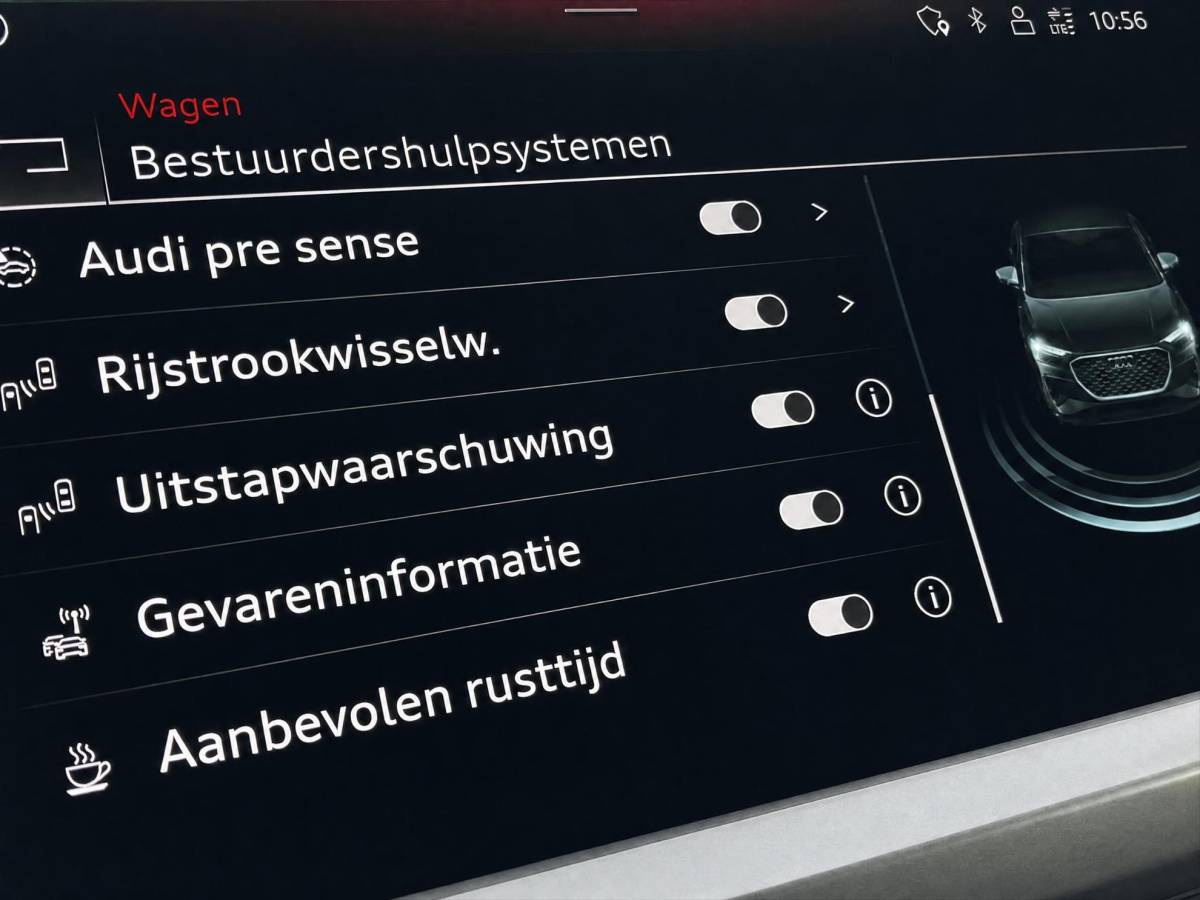 Audi Q4 Sportback e-tron Audi Q4 Sportback e-tron 35 Launch edition 55 kWh 125kW/170PK · Panoramadak · Leder · Stoelverwarming · Apple/Android Car Play · Garantie t/m 17-10-2026 of 100000km.