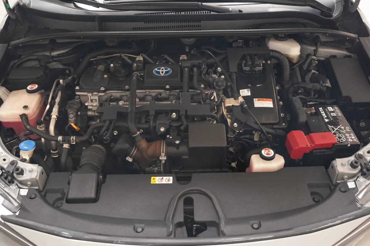 Toyota Corolla Toyota Corolla 1.8 Hybrid Business [ Apple carplay / Android Auto Stoelverwarming Trekhaak]